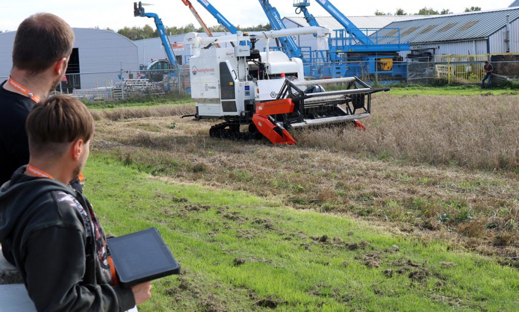 What farmer should expect from hydraulic autosteer installation Fieldbee blog