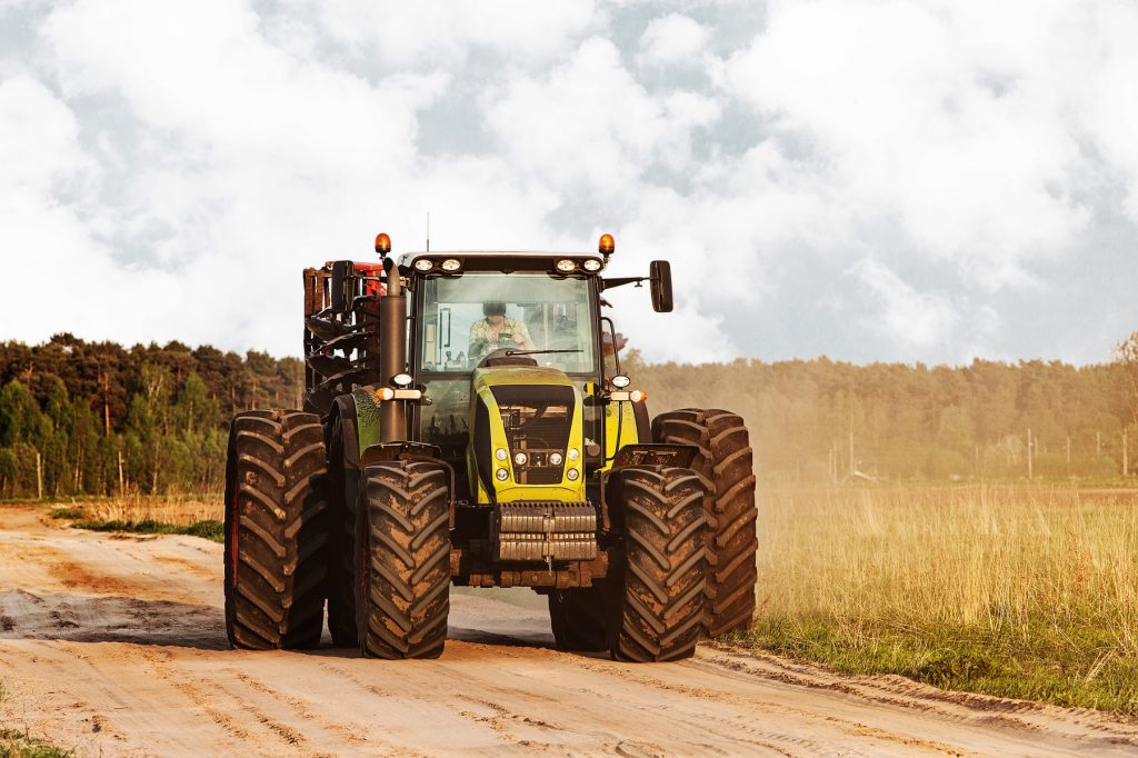 Tractorr main